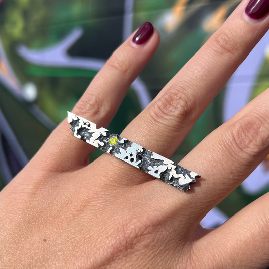 Decay Bar Ring (7mm, GAGG, Size 8)