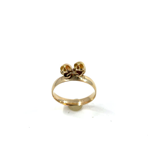 14k Two Skull Jangle Ring
