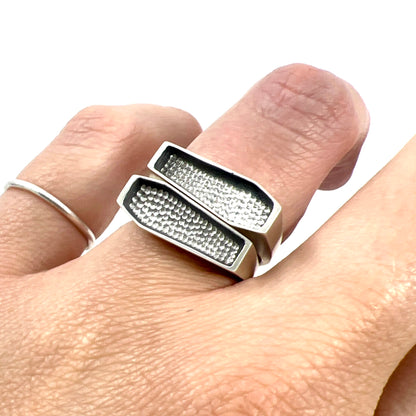 Coffin Ring
