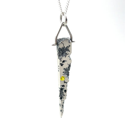 Decay Pendant (8mm, GAGG)