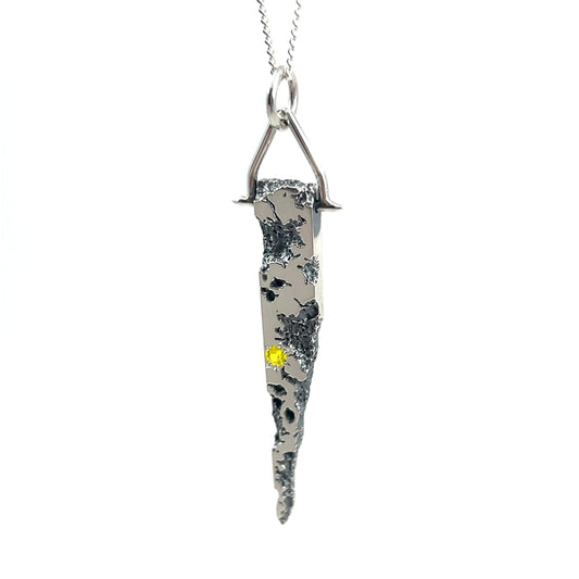 Decay Pendant (8mm, GAGG)