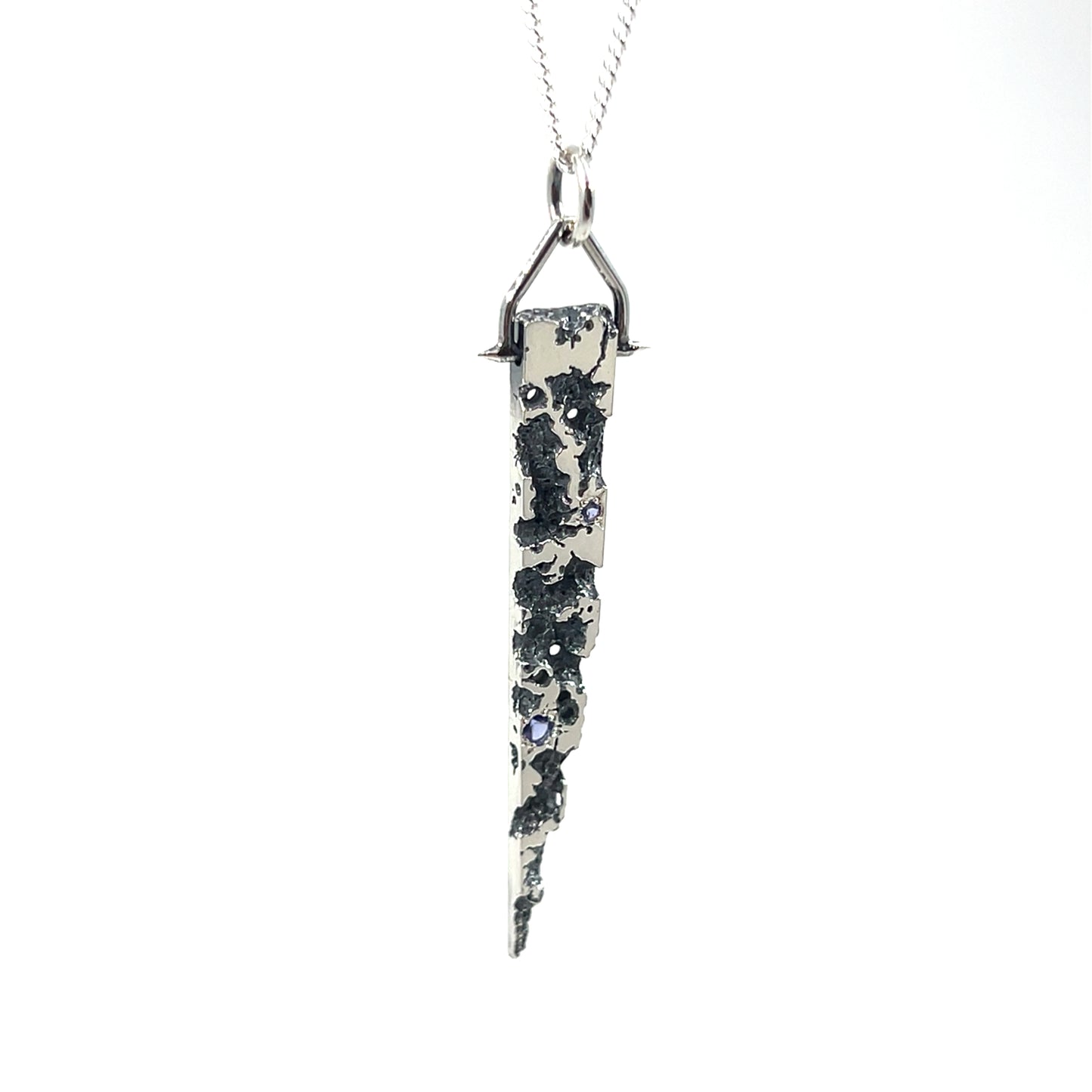 Decay Pendant (8mm, tanzanite)
