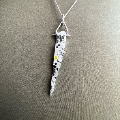Decay Pendant (8mm, GAGG)