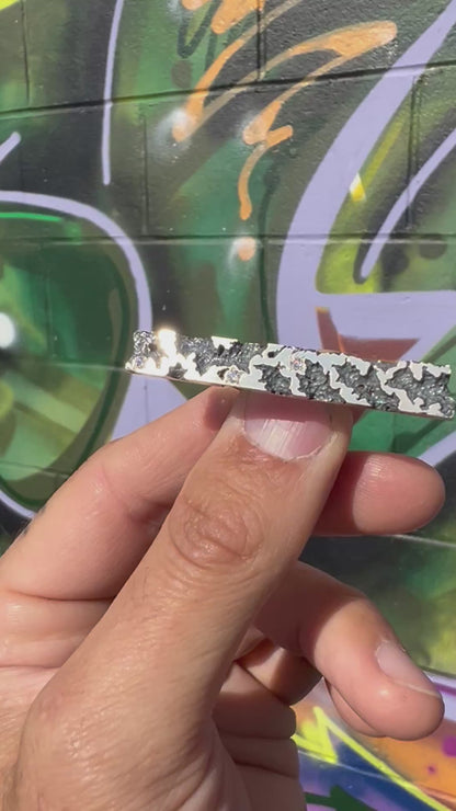 Decay Bar Ring (7mm, 3 moissanite)