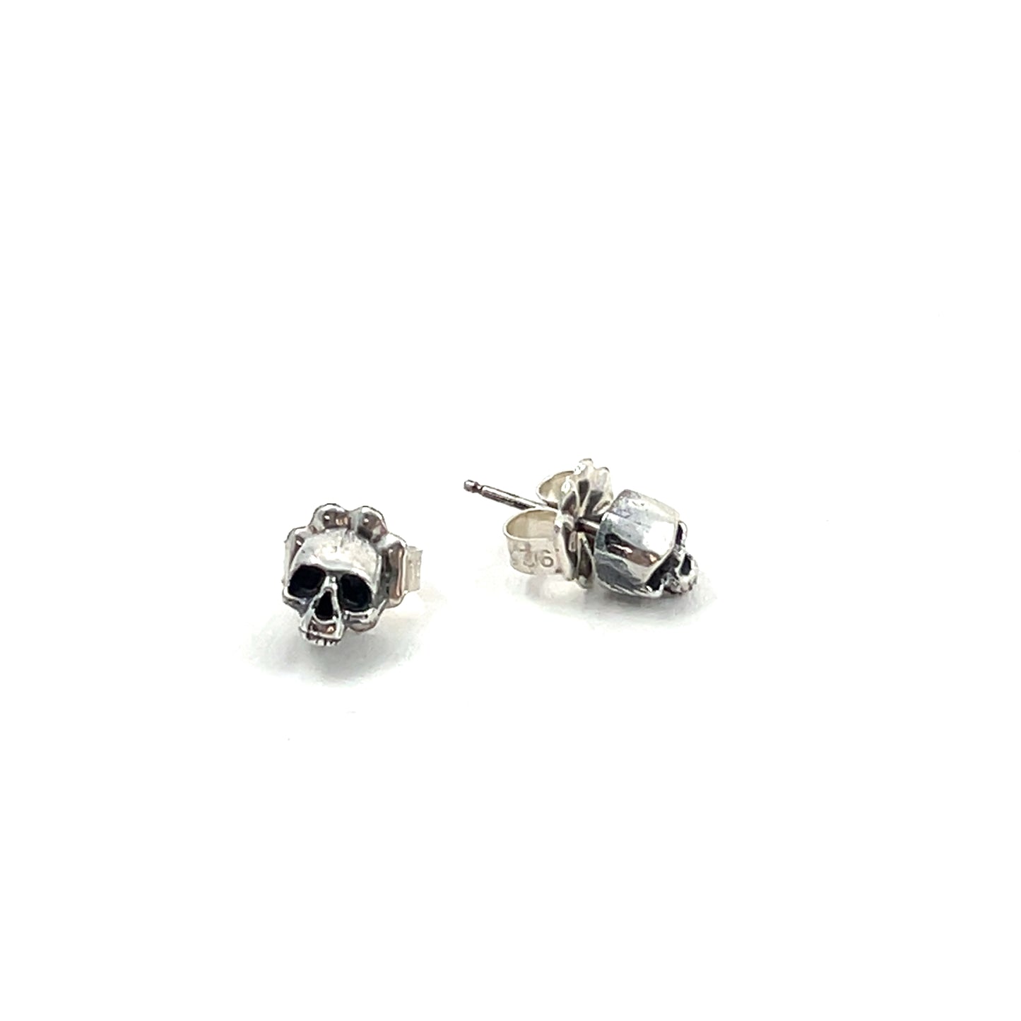 Skully Studs