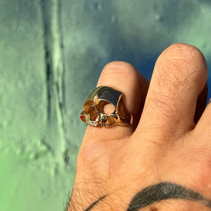 14k The Skull Ring (Diamonds)