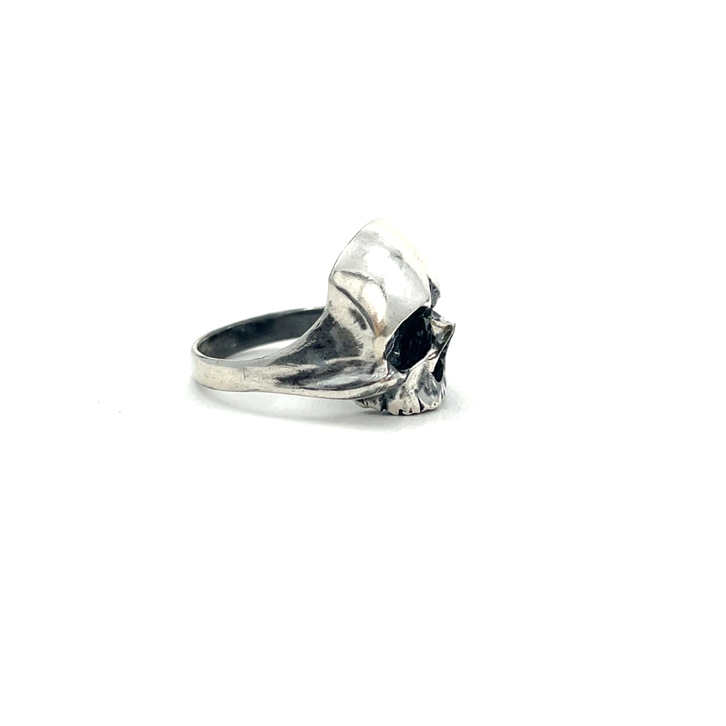 (The) Skull Ring