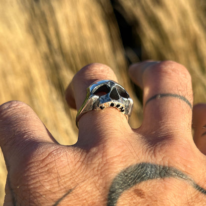 The Skull Ring (spinel & sapphire inverted teeth)